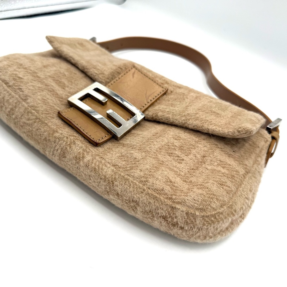 Fendi Zucca Cashmere Brown Baguette Shoulder Bag - Picture 4 of 12